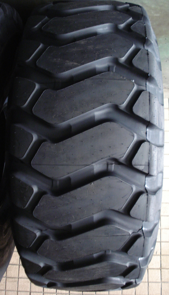 Underground tyre Smooth tyre Radial OTR tyre 12.00R20 L5S