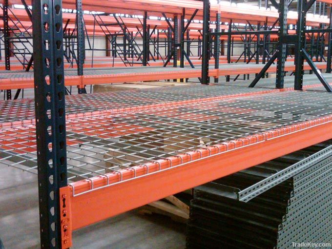 Teardrop Pallet Rack