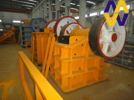 mobile jaw crusher / 2013 hot jaw crusher / used jaw crusher for sale