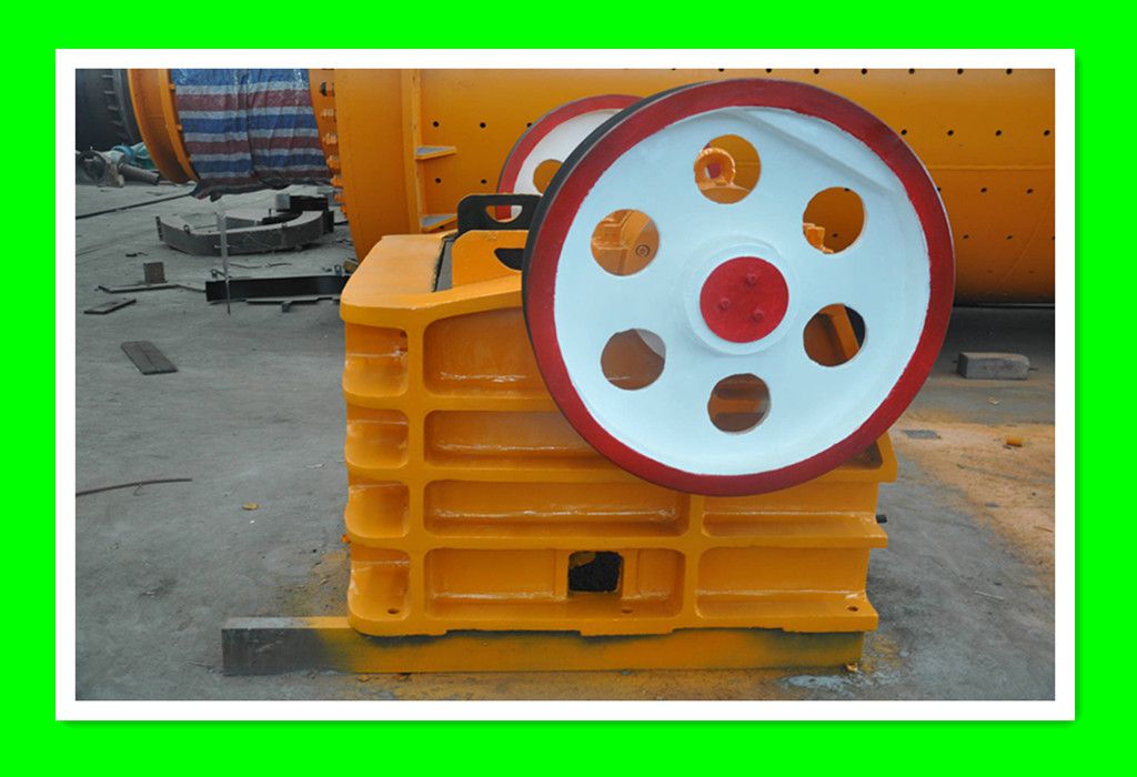 old jaw crusher for sale / jaw plate stone crusher