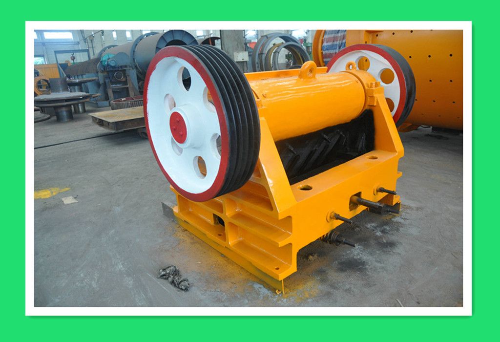 old jaw crusher for sale / jaw plate stone crusher