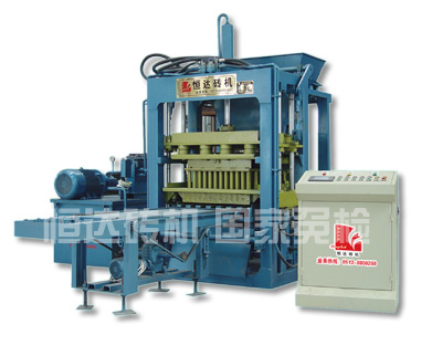 QT4-15 concrete block making machine