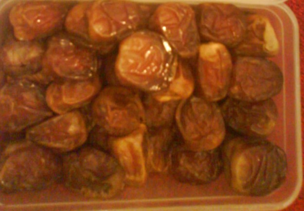 Fresh Sukri Dates