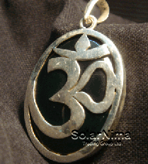 Nepalese Handicraft Om Pendent In Sterling Silver On Black Onyx Stone