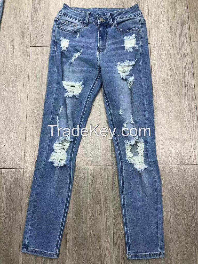 Fashion Skinny Jeans With Rips