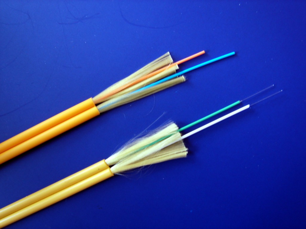 Duplex optical fiber cable