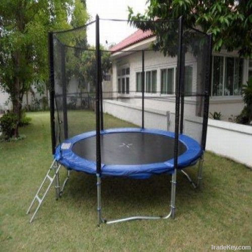 10ft trampoline with enclosure/safety net