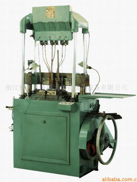 Single and double chain assembling machine
