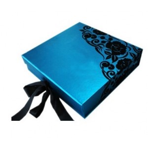 Foil paper gift box