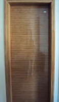 Veneer doors