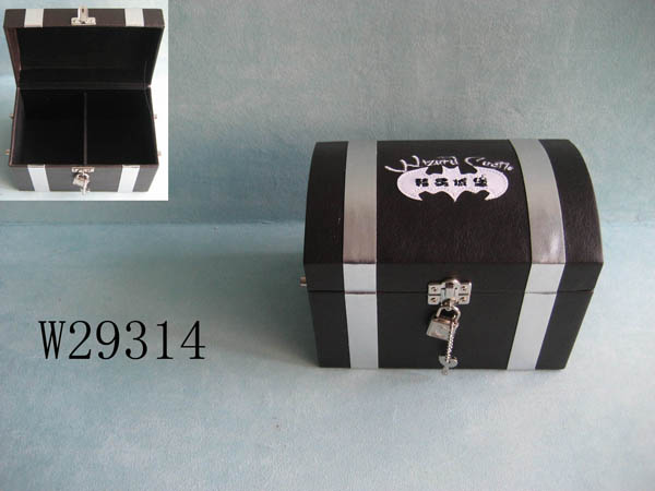 Jewelry box in black pvc (JW29314)