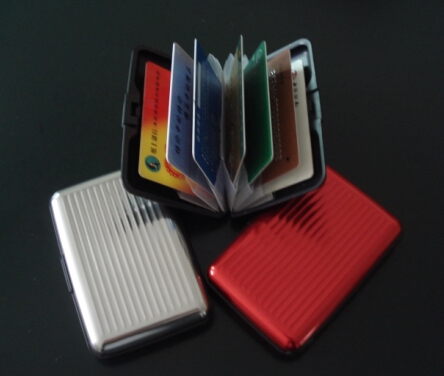 credit card holder with Multiple Exterior and Interior Compartments