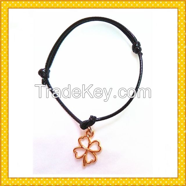 alloy four leaf clover gold fashion bracelet