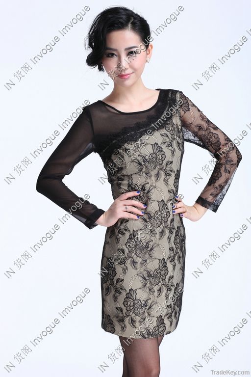 10507 Enchanting Long Sleeve Flower Lace dress