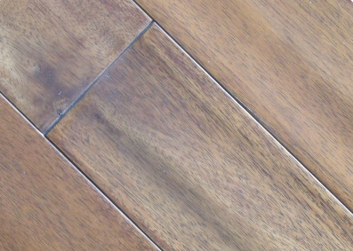 Handscraped solid flooring