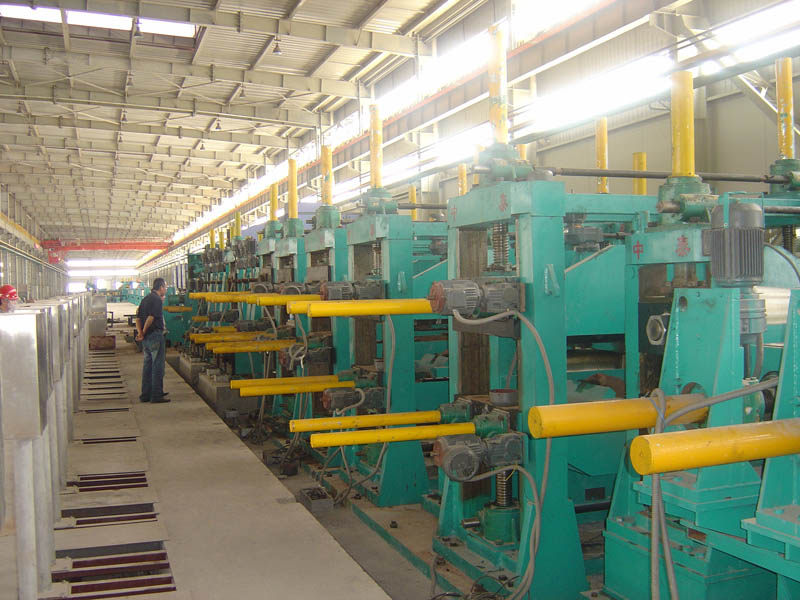 ERW pipe produce machinery