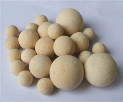 Alumina grinding ball