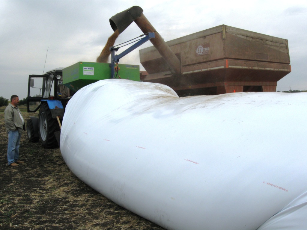 bags for storage of grain and silage