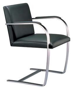 Brno Flat Chair with arms