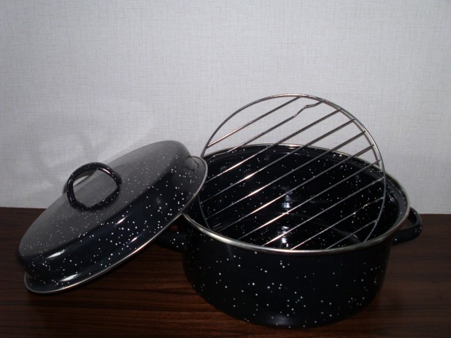 Porcelain Enamel Roasting Pan With Rack