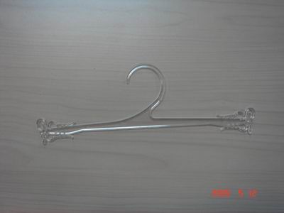 Plastic hanger