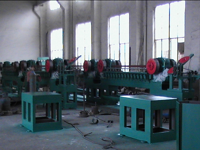Steel wool products forming machine