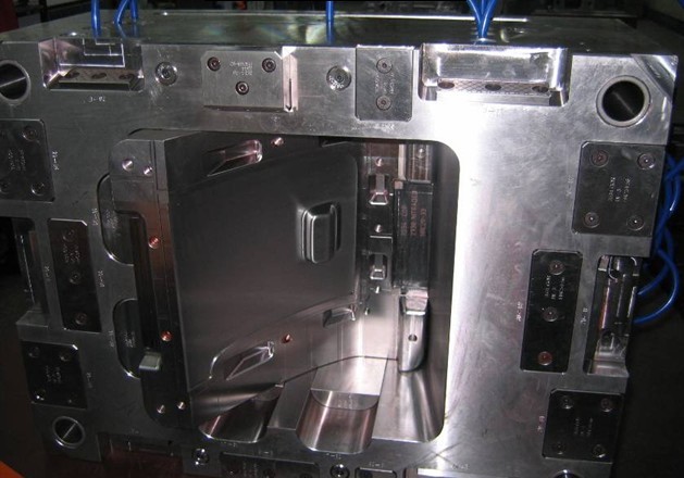 Injection Mold-cavity1