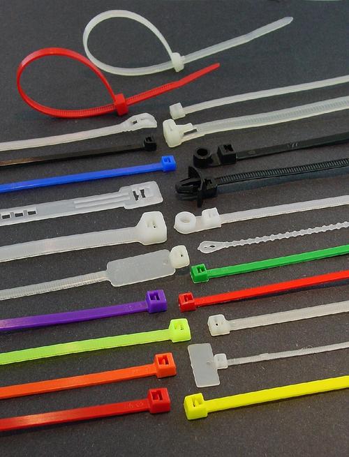 NYLON CABLE TIES