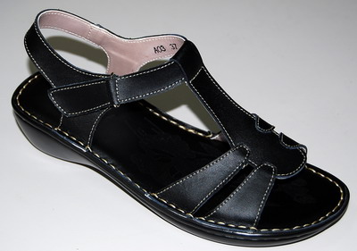 Leather women sandal