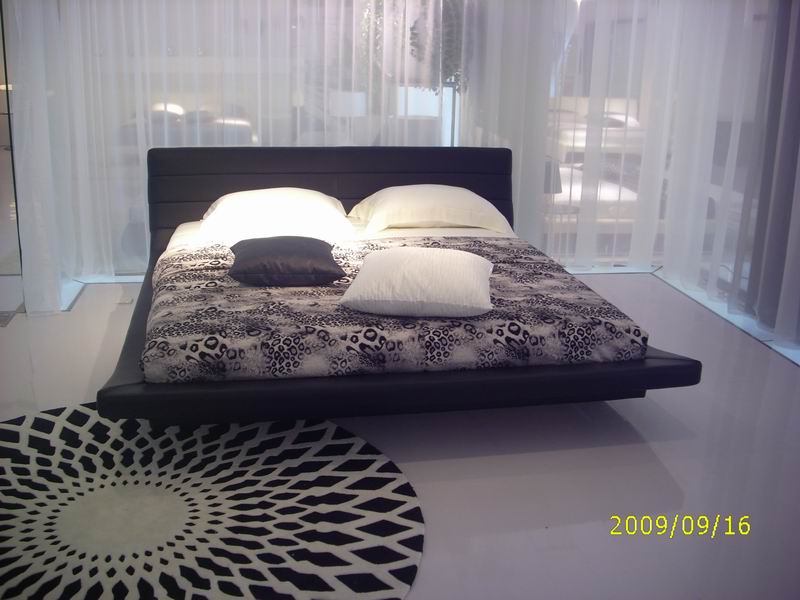 C832 bed furniture