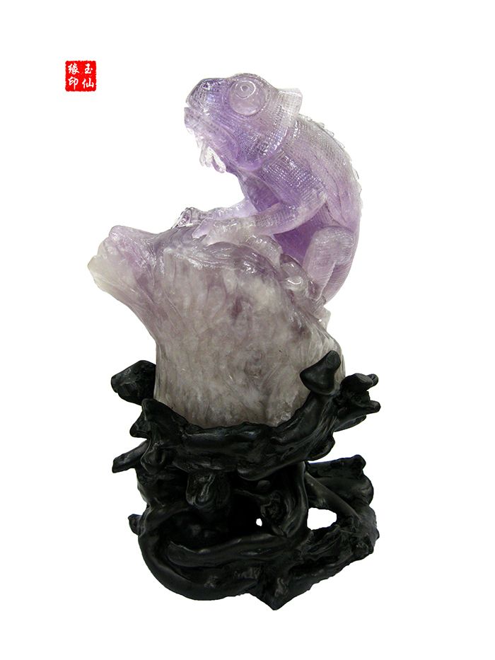 gem stone  carving chameleon carving amethyst crystal handcraft