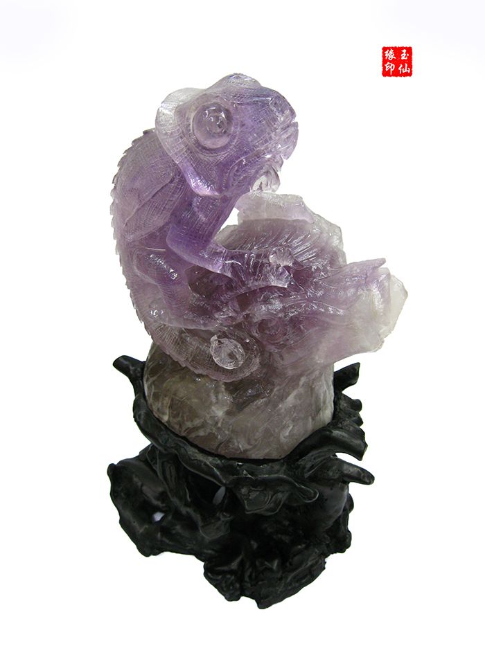 gem stone  carving chameleon carving amethyst crystal handcraft