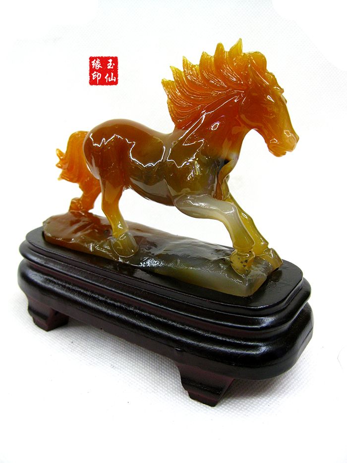 Gem stone  carving horse carvig nature red agate hand craft gift