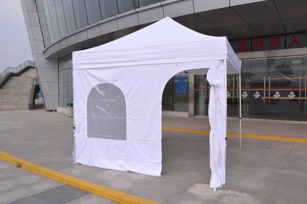 3x3m Customized Tent with Fan-shaped Zipper Door
