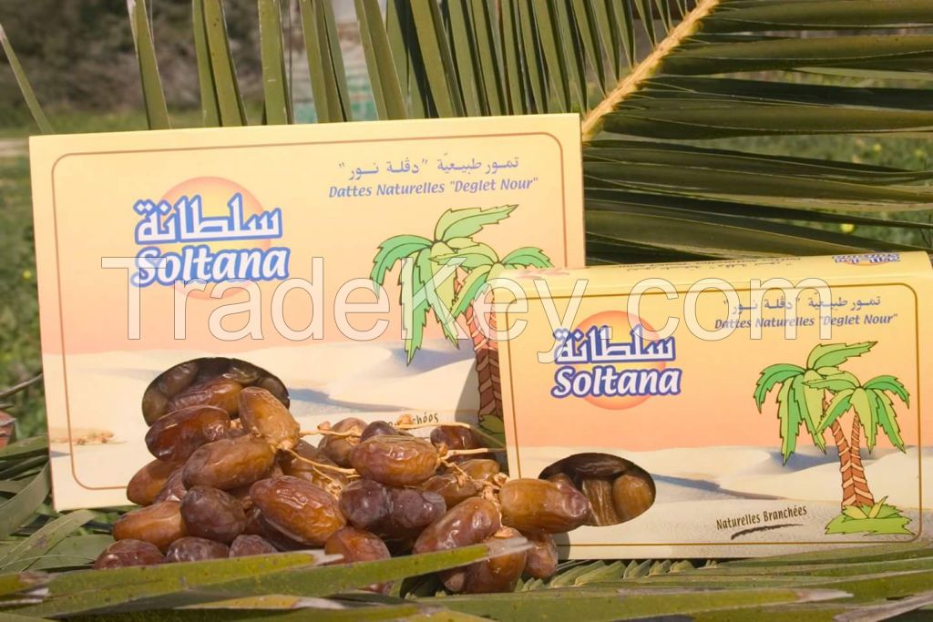 Dates fruits 