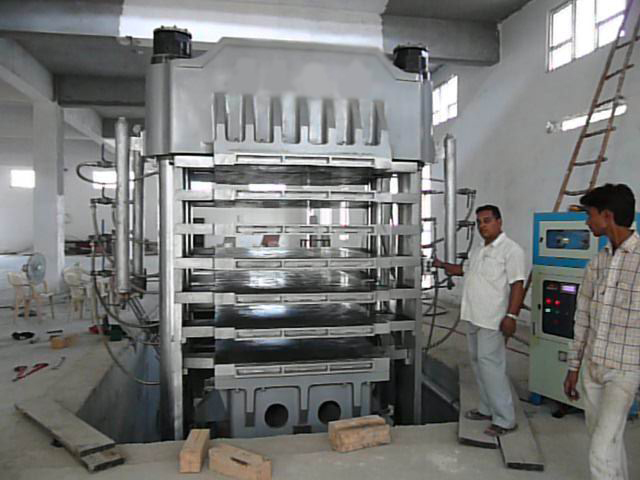 EVA (PE/SBR/RUBBER) Plastic Foaming Machine