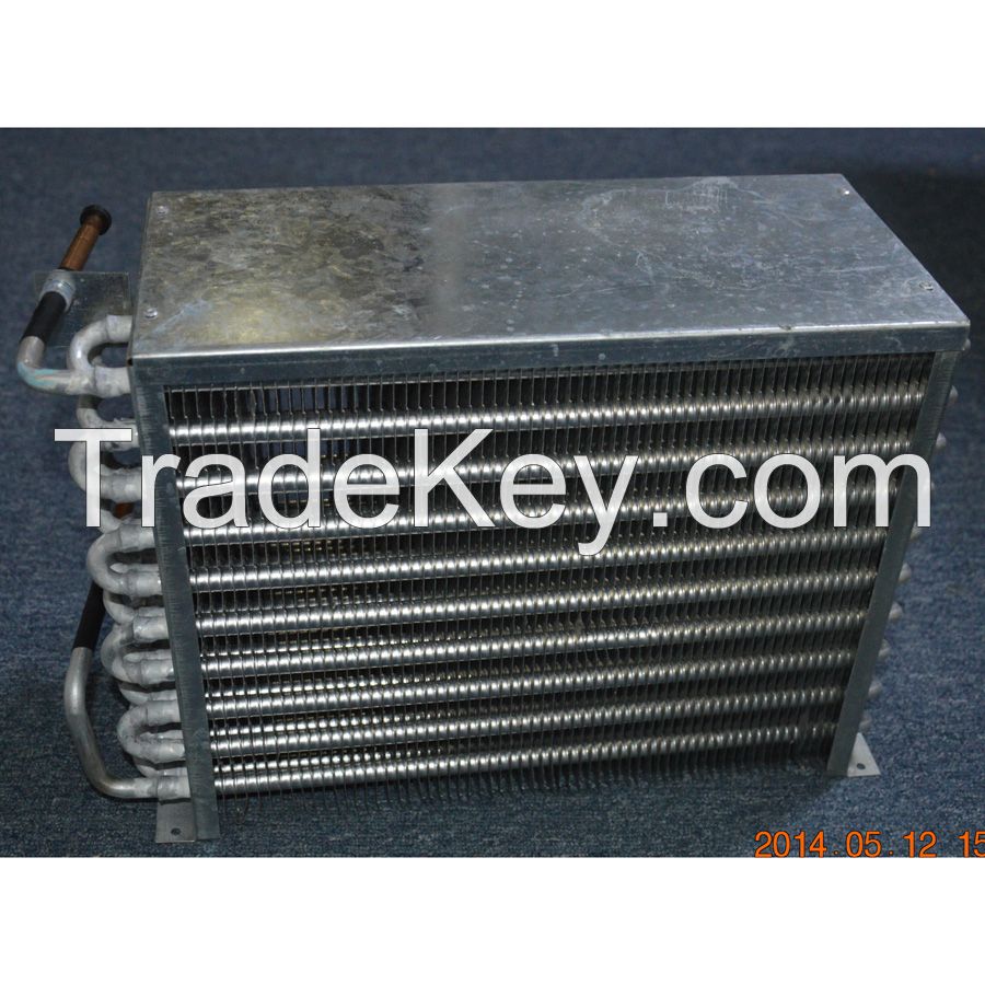 Fin type refrigeration condenser