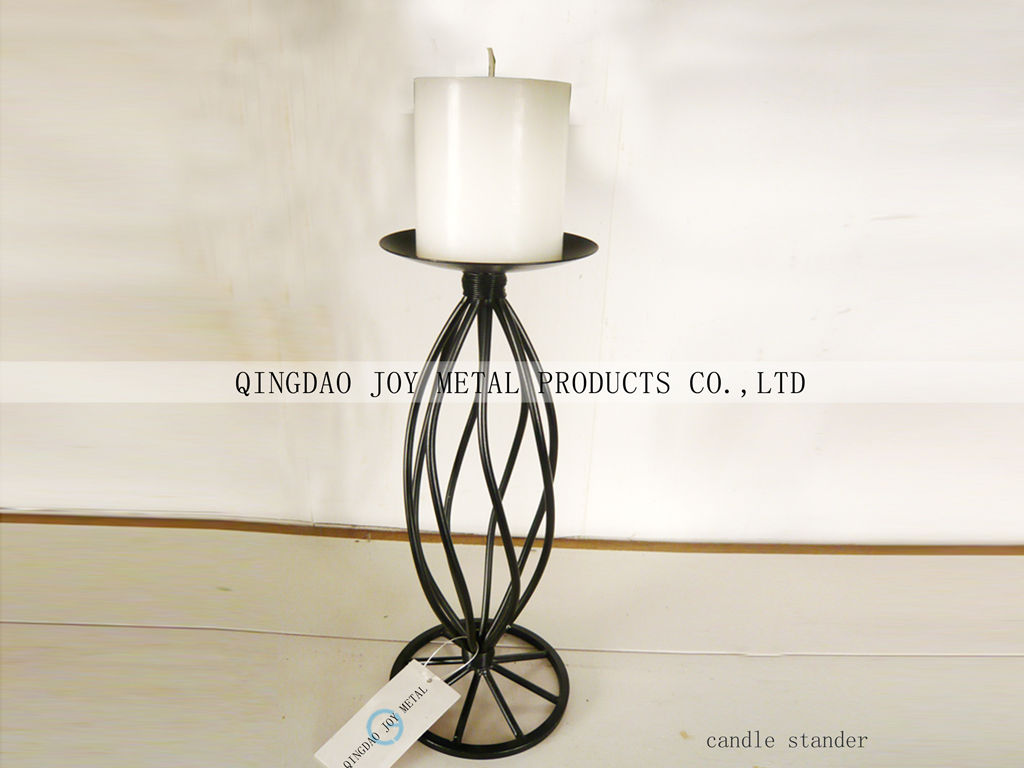 Iron candle holder