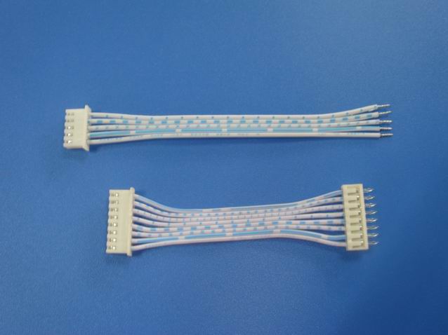 blue-white flat Cable