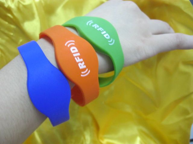 Silicone RFID wristbands for Access Control, RFID Bracelet