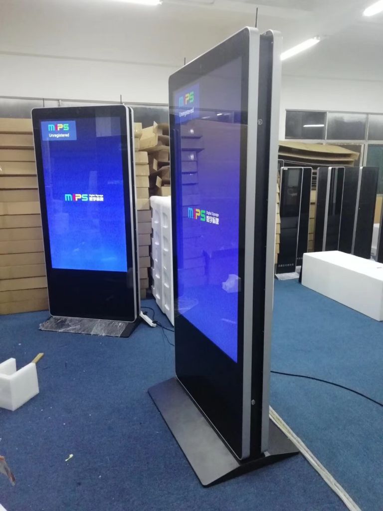 55 Inch Standing Lcd Digital Advertising Display With Pc And Android