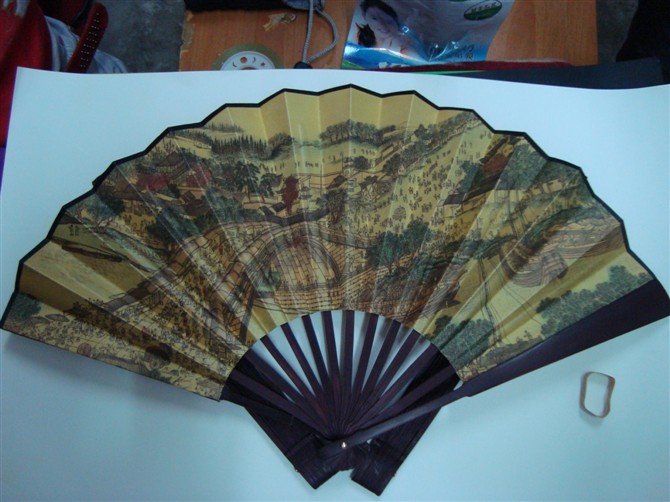 Silk fan