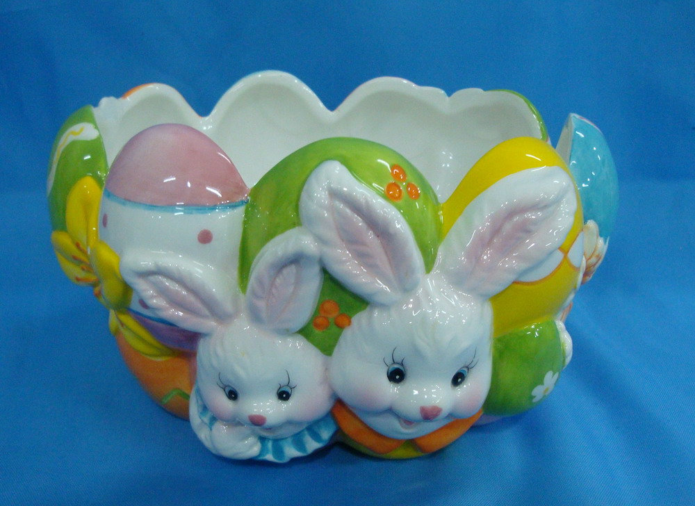 Ceramic rabbit bowl