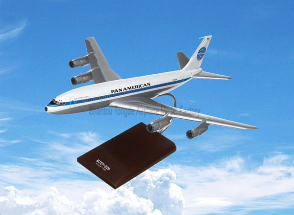 resin airplane model