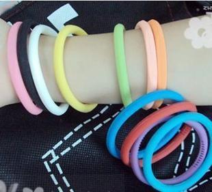 sweetpea silicone bracelete/wristband