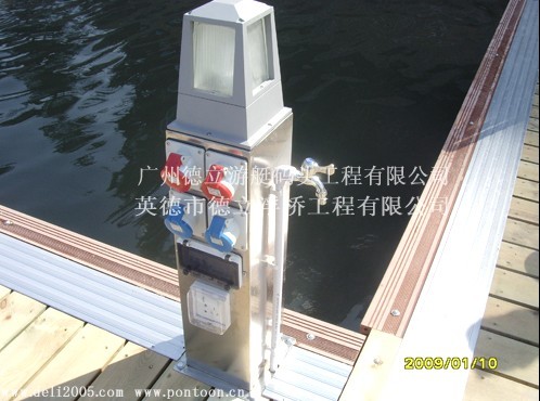 dock power pedestal