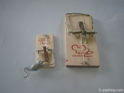 wooden mouse snap trap