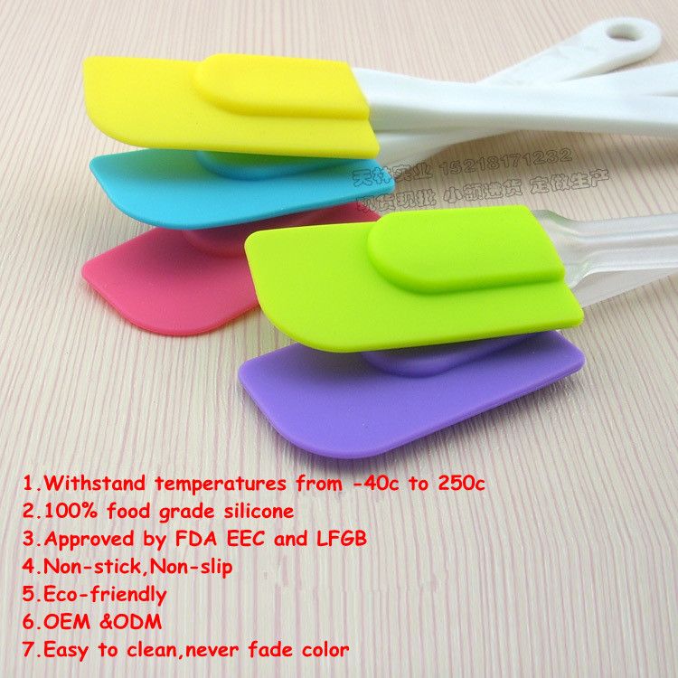 Silicone cake spatula