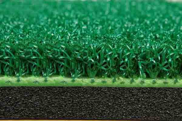 golf mat of synthetic grass