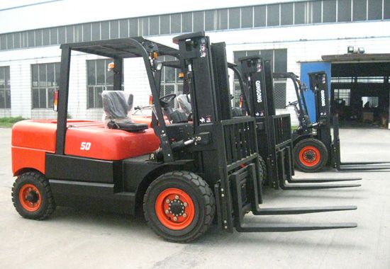 5 Tons Diesel Powered Forklift CPCD50FR